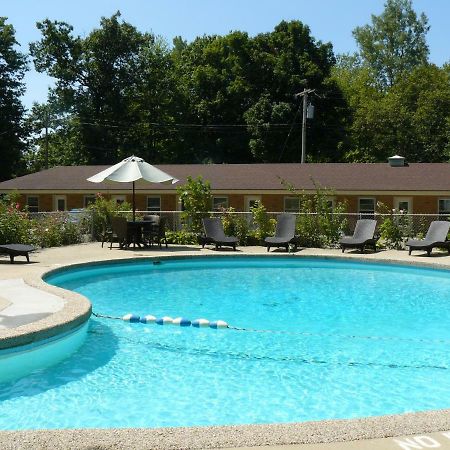 The Saugatuck Retro Resort 외부 사진