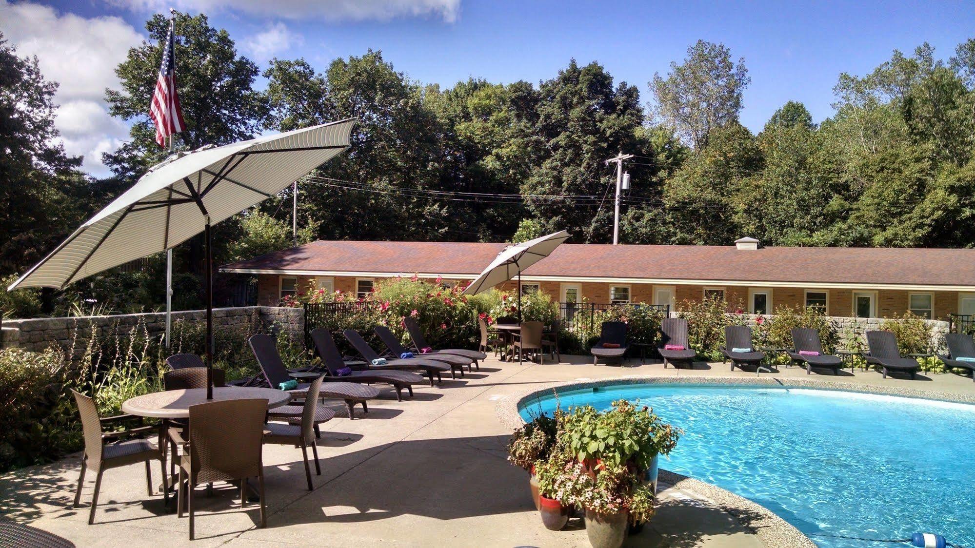 The Saugatuck Retro Resort 외부 사진